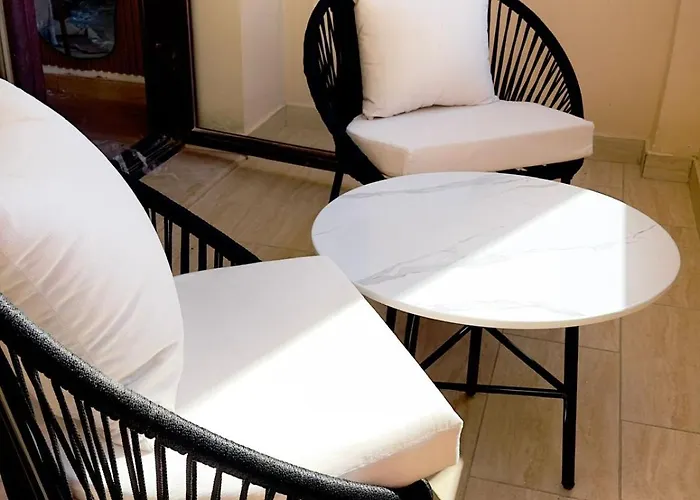 In Aldau Heights 7 Apartment