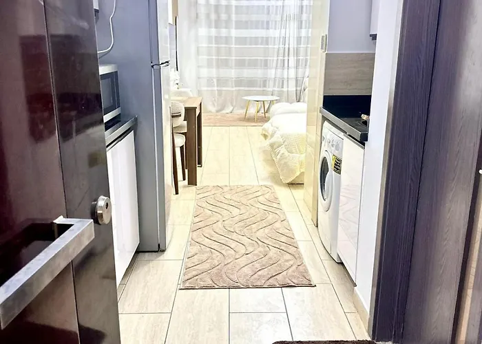 In Aldau Heights 7 Apartment *